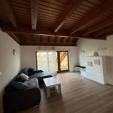 Apartment Heu1- Spacious With Terrace In